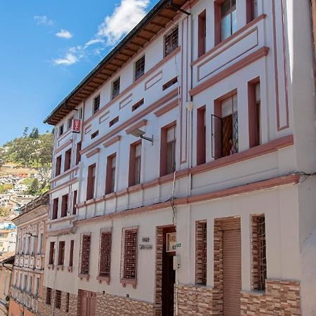 Hostal Carlos Luis Quito Ngoại thất bức ảnh