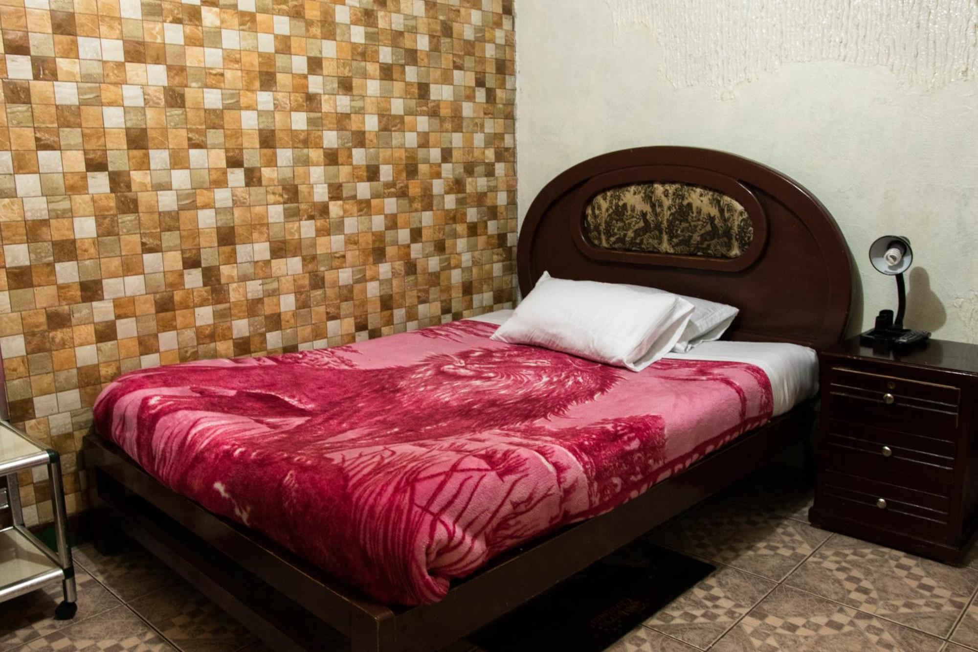 Hostal Carlos Luis Quito Ngoại thất bức ảnh