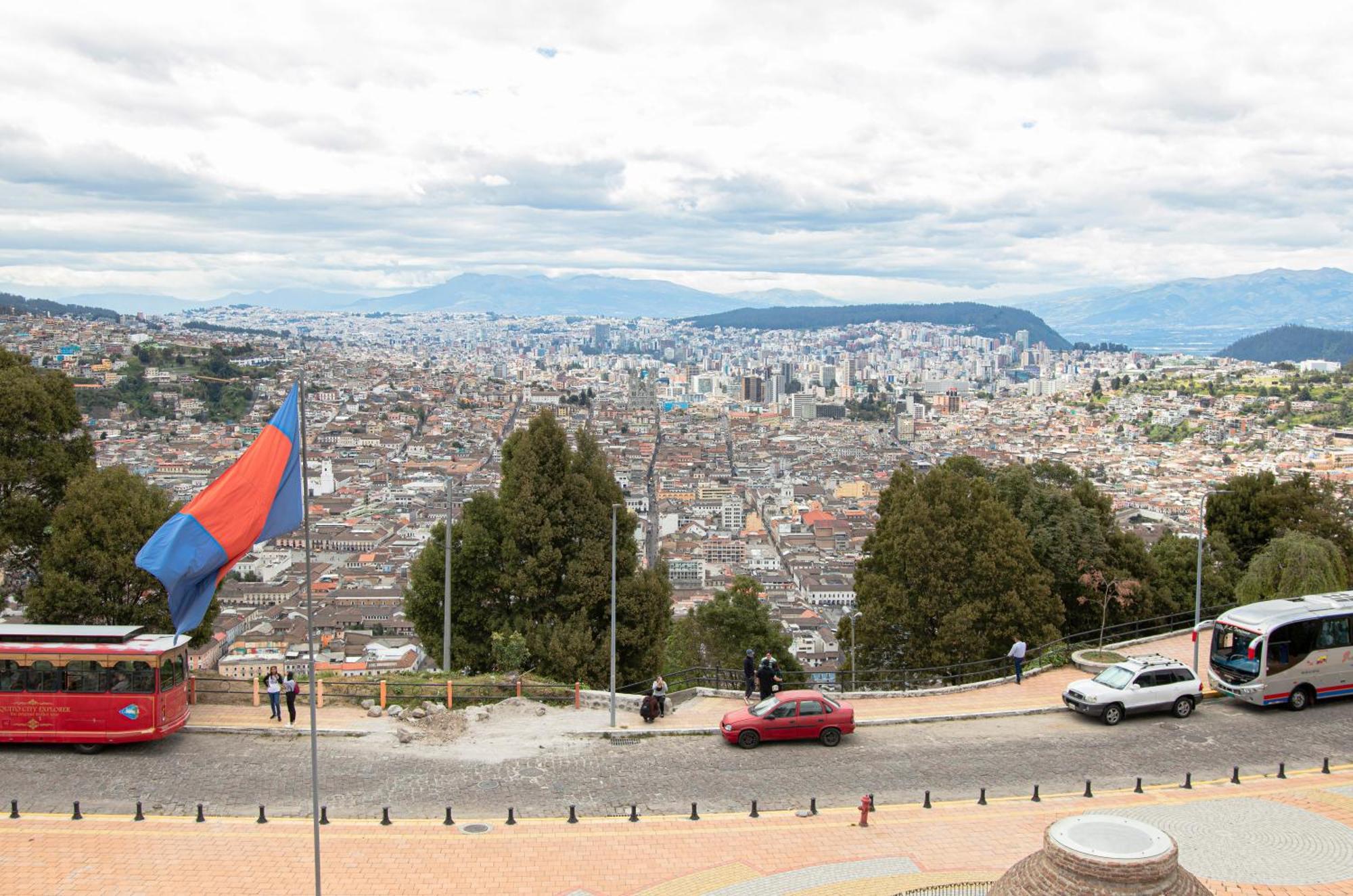 Hostal Carlos Luis Quito Ngoại thất bức ảnh